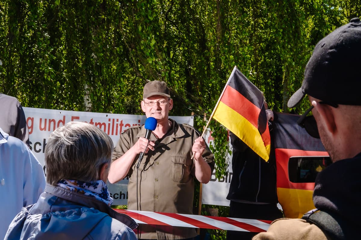 Fotografie aus Why Again — Datei eric-cortes-14.jpg