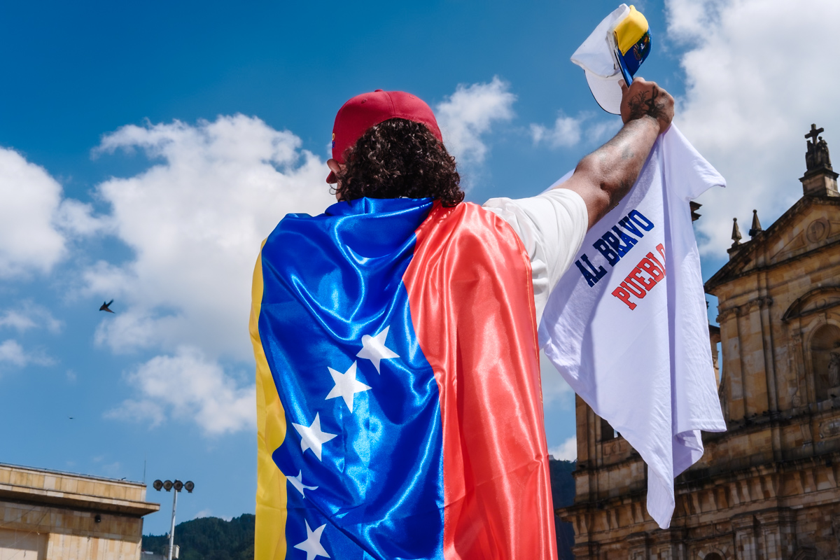 COLOMBIAN CREATIVE BASED IN BERLIN, WORKING FOR EDITORIAL AND COMMERCIAL  CLIENTS IN THE FIELDS OF VISUAL COMMUNICATION, RESEARCH & DEVELOPMENT.  FOR MANY YEARS HELPING BRANDS, PUBLISHERS AND CROSS - FUNCTIONAL TEAMS, CREATE  CAMPAIGNS AND STORIES. @Eric Cortes